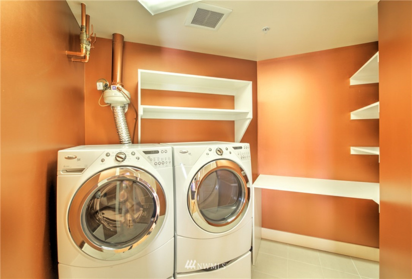 7800 27th, Mercer Island, Washington 98040, 3 Bedrooms Bedrooms, ,2 BathroomsBathrooms,Residential,For Sale,7800 Plaza,27th,NWM1884582