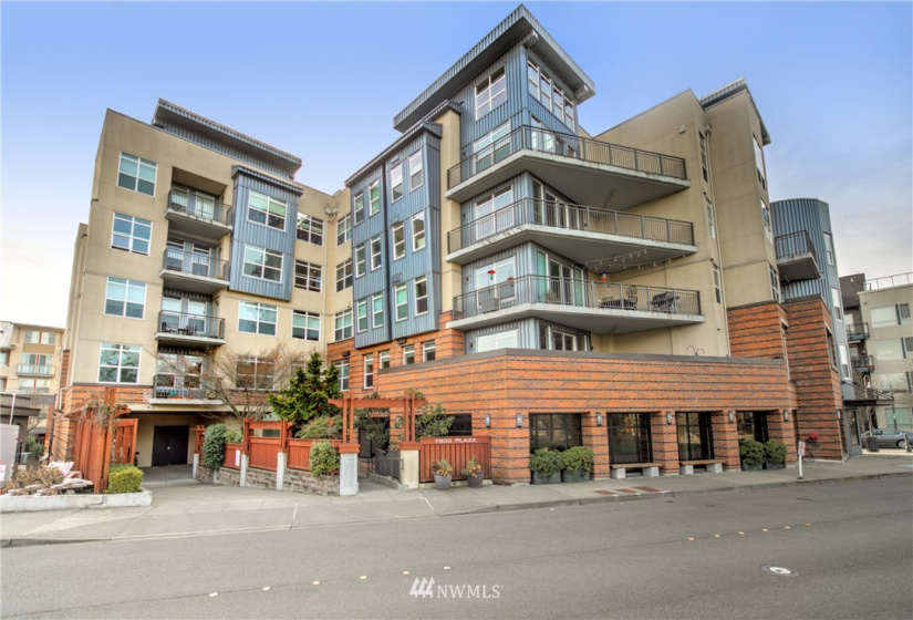 7800 27th, Mercer Island, Washington 98040, 3 Bedrooms Bedrooms, ,2 BathroomsBathrooms,Residential,For Sale,7800 Plaza,27th,NWM1884582