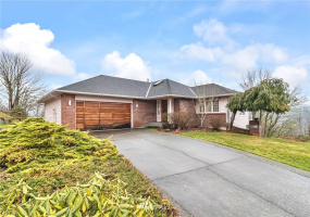 1331 Suncrest, Snohomish, Washington 98290, 3 Bedrooms Bedrooms, ,2 BathroomsBathrooms,Residential,For Sale,Suncrest,NWM1883948