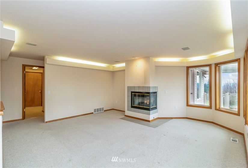 1331 Suncrest, Snohomish, Washington 98290, 3 Bedrooms Bedrooms, ,2 BathroomsBathrooms,Residential,For Sale,Suncrest,NWM1883948