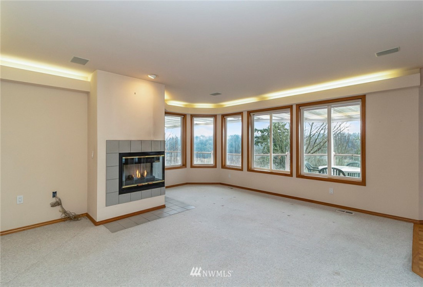 1331 Suncrest, Snohomish, Washington 98290, 3 Bedrooms Bedrooms, ,2 BathroomsBathrooms,Residential,For Sale,Suncrest,NWM1883948