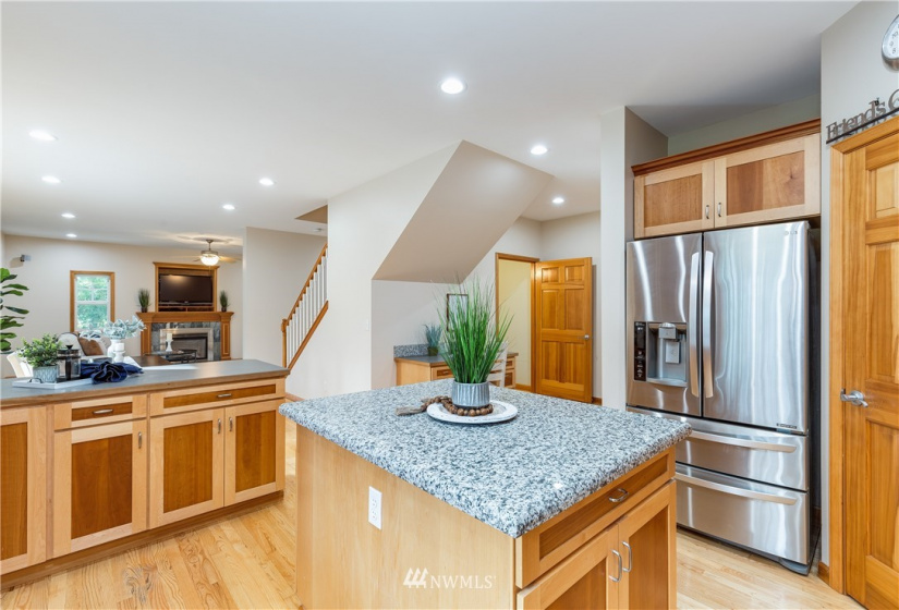31012 157th, Kent, Washington 98042, 3 Bedrooms Bedrooms, ,2 BathroomsBathrooms,Residential,For Sale,157th,NWM1878749