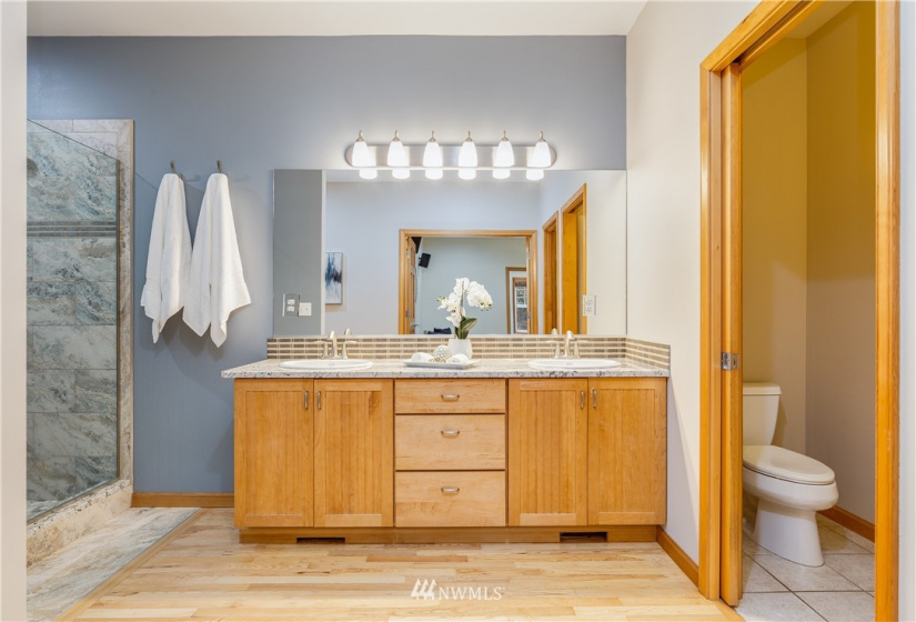 31012 157th, Kent, Washington 98042, 3 Bedrooms Bedrooms, ,2 BathroomsBathrooms,Residential,For Sale,157th,NWM1878749
