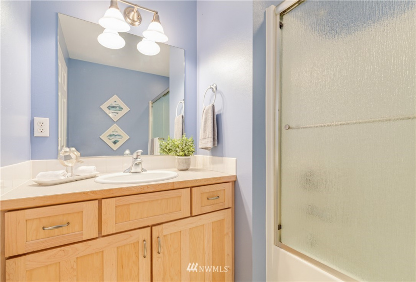 31012 157th, Kent, Washington 98042, 3 Bedrooms Bedrooms, ,2 BathroomsBathrooms,Residential,For Sale,157th,NWM1878749