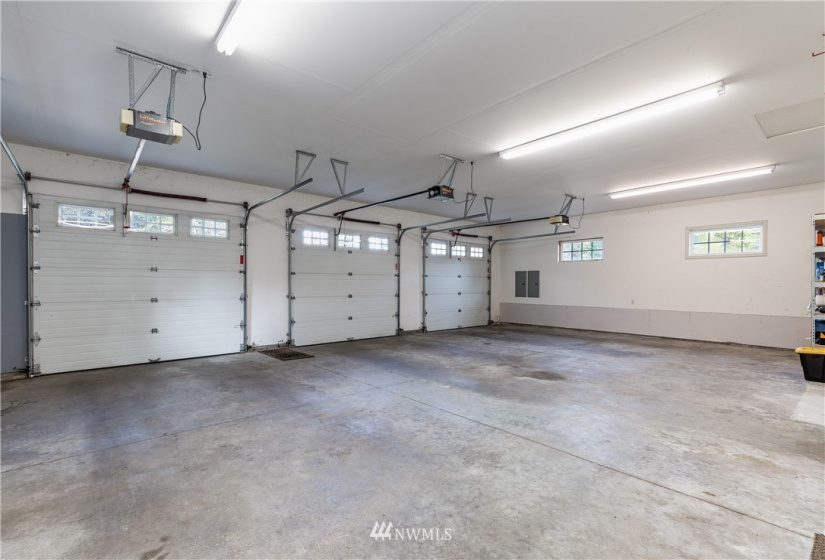 31012 157th, Kent, Washington 98042, 3 Bedrooms Bedrooms, ,2 BathroomsBathrooms,Residential,For Sale,157th,NWM1878749