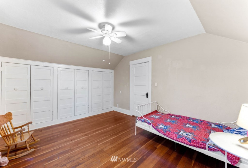 2618 Fir, Longview, Washington 98632, 4 Bedrooms Bedrooms, ,2 BathroomsBathrooms,Residential,For Sale,Fir,NWM1884716