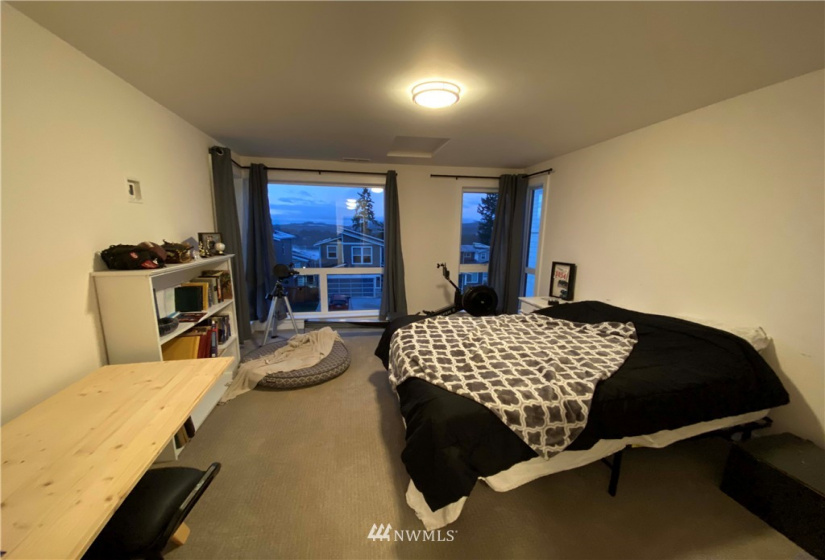 128 Blackfish, Bremerton, Washington 98310, 2 Bedrooms Bedrooms, ,2 BathroomsBathrooms,Residential,For Sale,Blackfish,NWM1884836