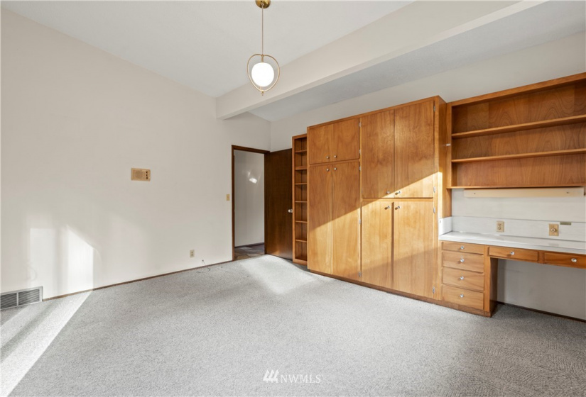 3323 158th, Lake Forest Park, Washington 98155, 4 Bedrooms Bedrooms, ,1 BathroomBathrooms,Residential,For Sale,158th,NWM1881459