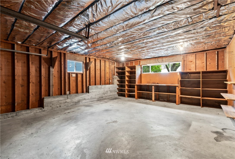 3323 158th, Lake Forest Park, Washington 98155, 4 Bedrooms Bedrooms, ,1 BathroomBathrooms,Residential,For Sale,158th,NWM1881459