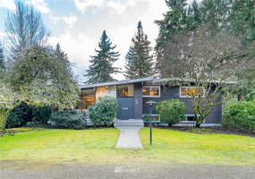 3323 158th, Lake Forest Park, Washington 98155, 4 Bedrooms Bedrooms, ,1 BathroomBathrooms,Residential,For Sale,158th,NWM1881459