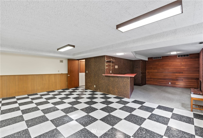 3323 158th, Lake Forest Park, Washington 98155, 4 Bedrooms Bedrooms, ,1 BathroomBathrooms,Residential,For Sale,158th,NWM1881459