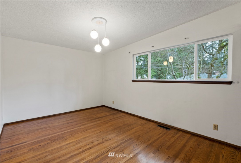 3323 158th, Lake Forest Park, Washington 98155, 4 Bedrooms Bedrooms, ,1 BathroomBathrooms,Residential,For Sale,158th,NWM1881459