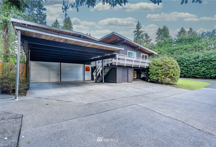 3323 158th, Lake Forest Park, Washington 98155, 4 Bedrooms Bedrooms, ,1 BathroomBathrooms,Residential,For Sale,158th,NWM1881459