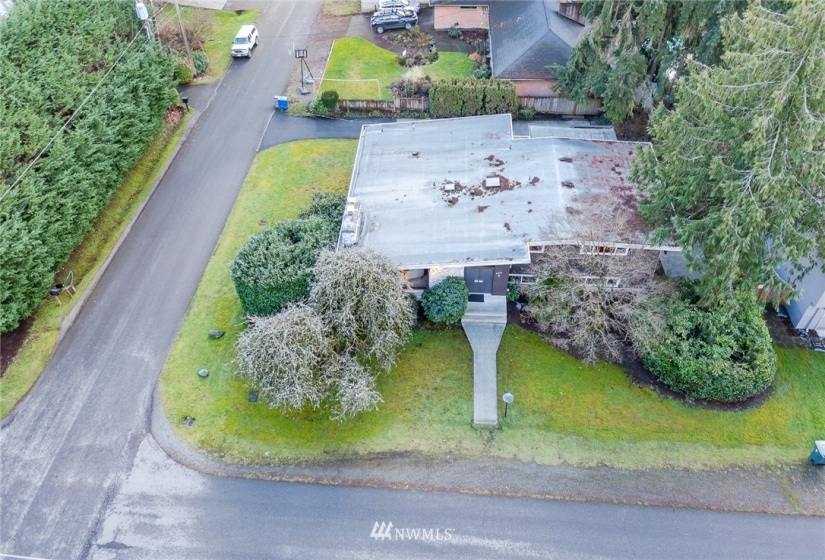 3323 158th, Lake Forest Park, Washington 98155, 4 Bedrooms Bedrooms, ,1 BathroomBathrooms,Residential,For Sale,158th,NWM1881459