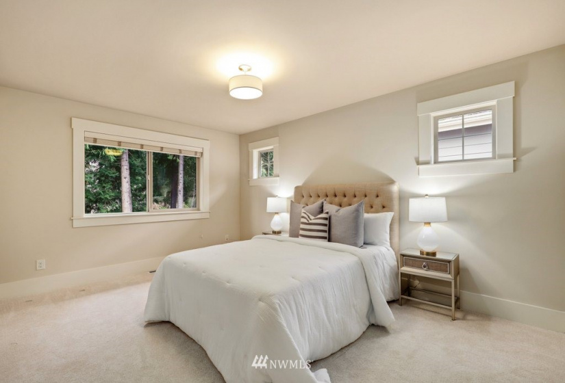 684 235th, Sammamish, Washington 98074, 5 Bedrooms Bedrooms, ,4 BathroomsBathrooms,Residential,For Sale,235th,NWM1883376