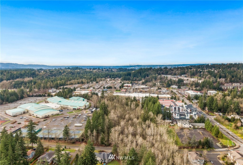 684 235th, Sammamish, Washington 98074, 5 Bedrooms Bedrooms, ,4 BathroomsBathrooms,Residential,For Sale,235th,NWM1883376