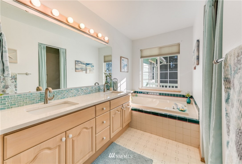 1042 Nootka, Fox Island, Washington 98042, 4 Bedrooms Bedrooms, ,2 BathroomsBathrooms,Residential,For Sale,Nootka,NWM1884176