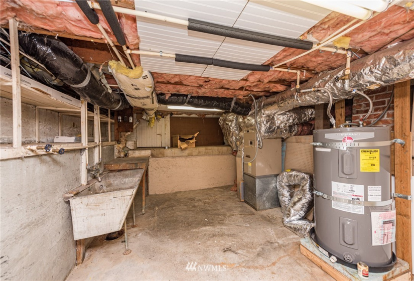 522 Race, Port Angeles, Washington 98362, 4 Bedrooms Bedrooms, ,2 BathroomsBathrooms,Residential,For Sale,Race,NWM1880412