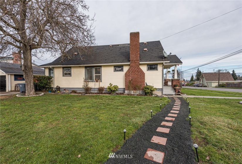 522 Race, Port Angeles, Washington 98362, 4 Bedrooms Bedrooms, ,2 BathroomsBathrooms,Residential,For Sale,Race,NWM1880412