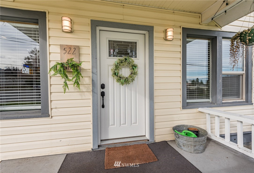 522 Race, Port Angeles, Washington 98362, 4 Bedrooms Bedrooms, ,2 BathroomsBathrooms,Residential,For Sale,Race,NWM1880412