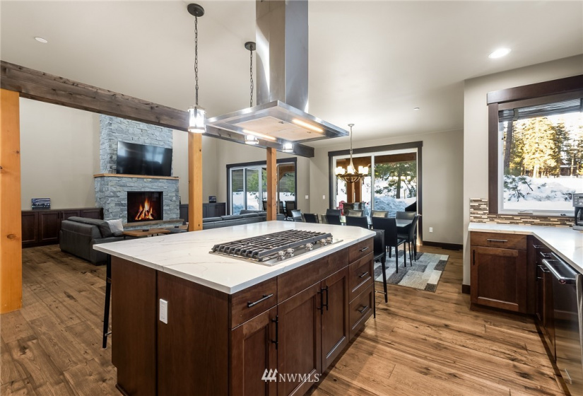 121 Wood Rose, Cle Elum, Washington 98922, 4 Bedrooms Bedrooms, ,4 BathroomsBathrooms,Residential,For Sale,Wood Rose,NWM1884286