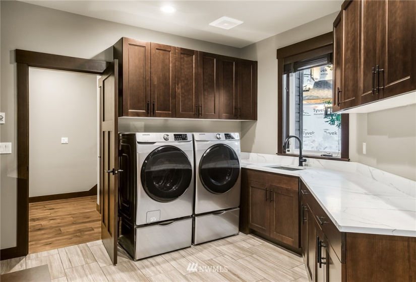 121 Wood Rose, Cle Elum, Washington 98922, 4 Bedrooms Bedrooms, ,4 BathroomsBathrooms,Residential,For Sale,Wood Rose,NWM1884286