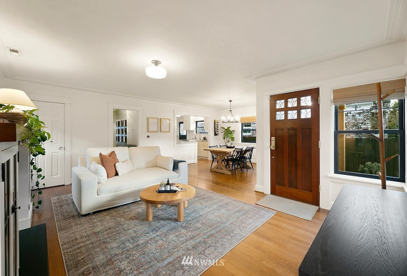 8014 20th, Seattle, Washington 98115, 3 Bedrooms Bedrooms, ,2 BathroomsBathrooms,Residential,For Sale,Hayes Park Add,20th,NWM1884249