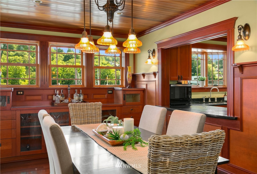 907 Northlake, Seattle, Washington 98103, 3 Bedrooms Bedrooms, ,2 BathroomsBathrooms,Residential,For Sale,Fremont Dock,Northlake,NWM1884160