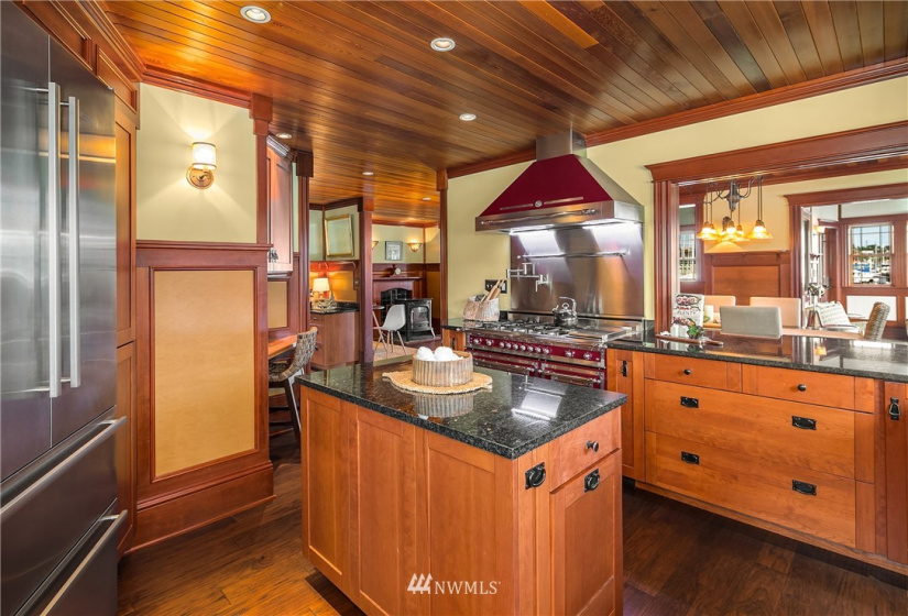 907 Northlake, Seattle, Washington 98103, 3 Bedrooms Bedrooms, ,2 BathroomsBathrooms,Residential,For Sale,Fremont Dock,Northlake,NWM1884160