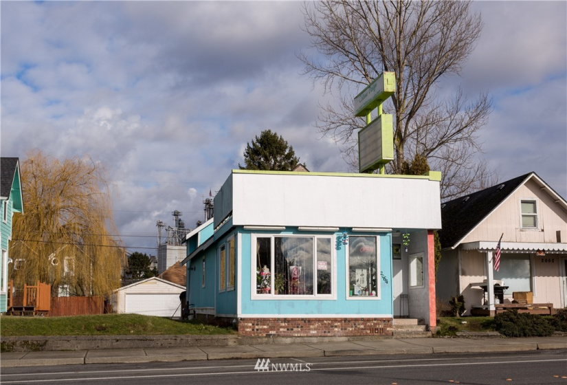 2064 Main, Ferndale, Washington 98248, ,Commercial Sale,For Sale,Main,NWM1884676