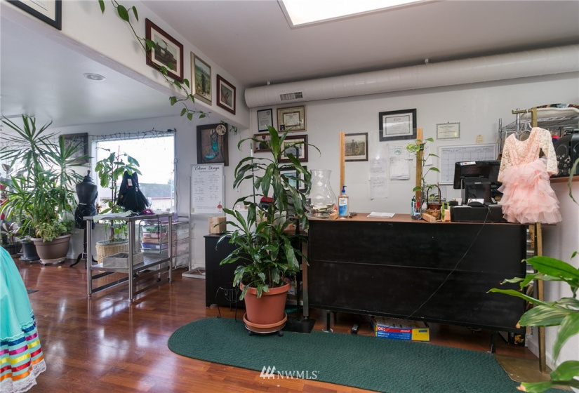 2064 Main, Ferndale, Washington 98248, ,Commercial Sale,For Sale,Main,NWM1884676