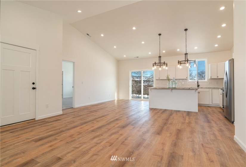 1840 Kristina, Wenatchee, Washington 98801, 3 Bedrooms Bedrooms, ,2 BathroomsBathrooms,Residential,For Sale,Kristina,NWM1884763