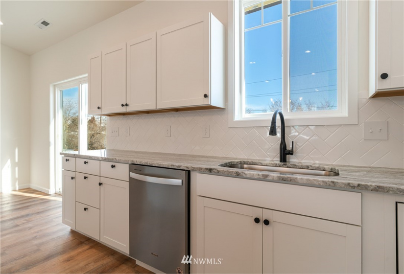 1840 Kristina, Wenatchee, Washington 98801, 3 Bedrooms Bedrooms, ,2 BathroomsBathrooms,Residential,For Sale,Kristina,NWM1884763