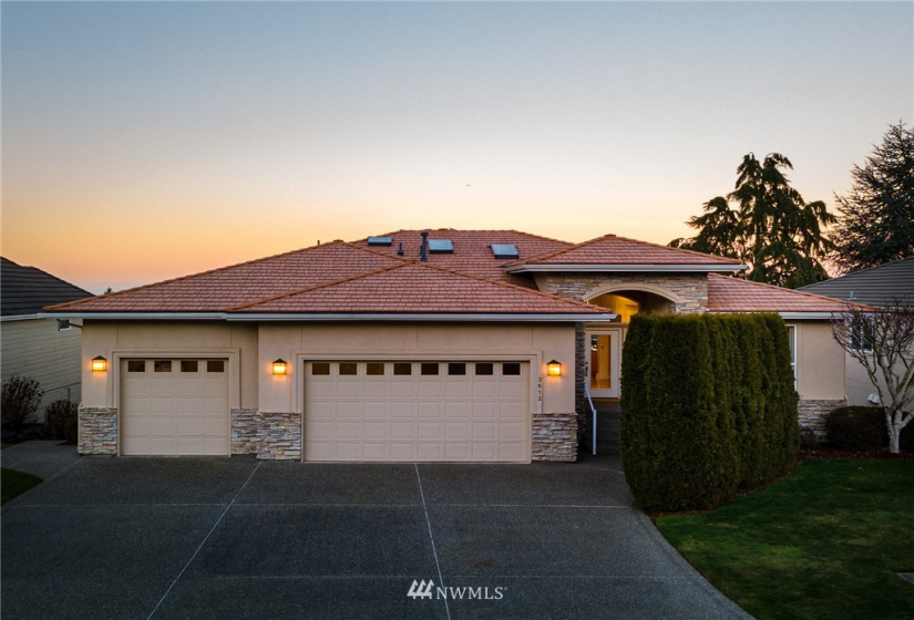 3613 55th, Tacoma, Washington 98422, 4 Bedrooms Bedrooms, ,3 BathroomsBathrooms,Residential,For Sale,The Summit At Dash Point,55th,NWM1884467