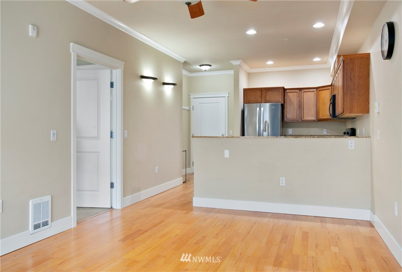 1015 Railroad, Bellingham, Washington 98225, 1 Bedroom Bedrooms, ,1 BathroomBathrooms,Residential,For Sale,Morse Square Condominium,Railroad,NWM1885005