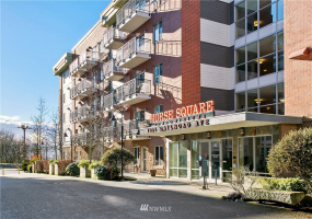 1015 Railroad, Bellingham, Washington 98225, 1 Bedroom Bedrooms, ,1 BathroomBathrooms,Residential,For Sale,Morse Square Condominium,Railroad,NWM1885005