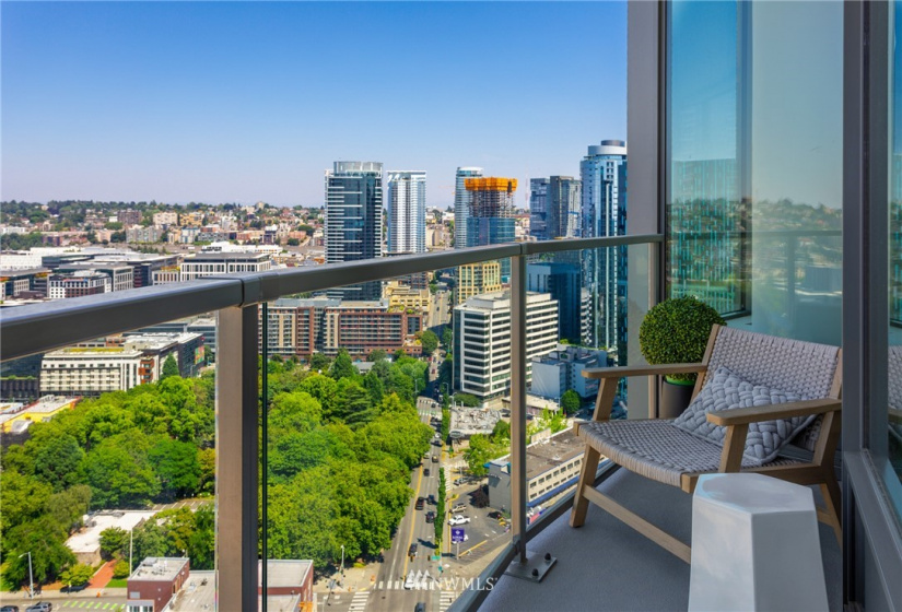 2510 6th, Seattle, Washington 98121, 2 Bedrooms Bedrooms, ,1 BathroomBathrooms,Residential,For Sale,Spire,6th,NWM1885014