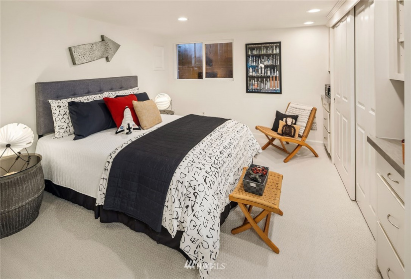 4015 Garfield, Seattle, Washington 98112, 5 Bedrooms Bedrooms, ,1 BathroomBathrooms,Residential,For Sale,Garfield,NWM1883537