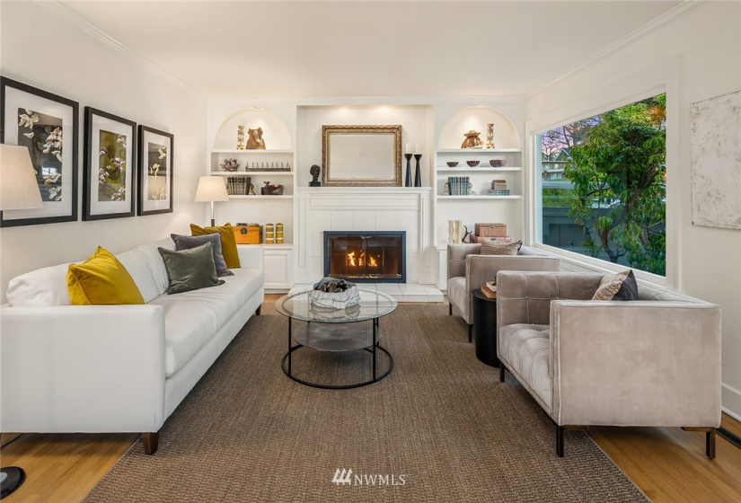 4015 Garfield, Seattle, Washington 98112, 5 Bedrooms Bedrooms, ,1 BathroomBathrooms,Residential,For Sale,Garfield,NWM1883537