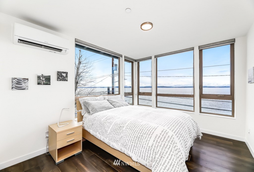 1706 Alki, Seattle, Washington 98116, 2 Bedrooms Bedrooms, ,Residential,For Sale,Alki,NWM1884805