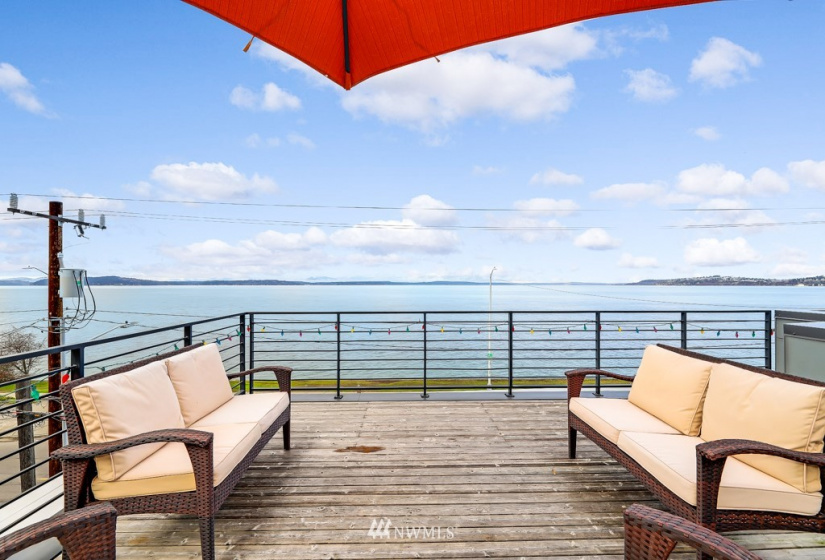 1706 Alki, Seattle, Washington 98116, 2 Bedrooms Bedrooms, ,Residential,For Sale,Alki,NWM1884805