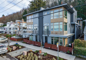 1706 Alki, Seattle, Washington 98116, 2 Bedrooms Bedrooms, ,Residential,For Sale,Alki,NWM1884805