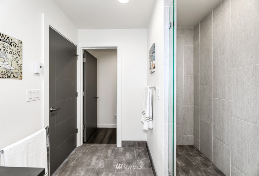 1706 Alki, Seattle, Washington 98116, 2 Bedrooms Bedrooms, ,Residential,For Sale,Alki,NWM1884805