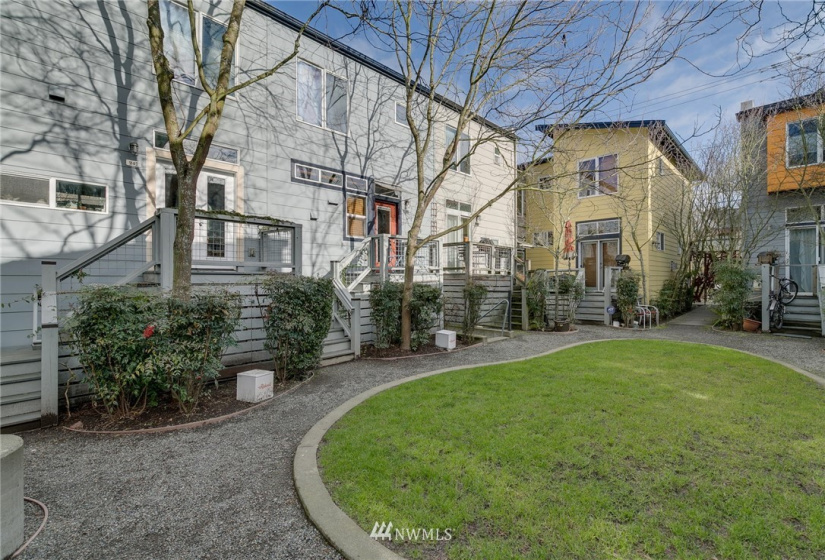249 11th, Seattle, Washington 98102, 2 Bedrooms Bedrooms, ,1 BathroomBathrooms,Residential,For Sale,11th,NWM1884034