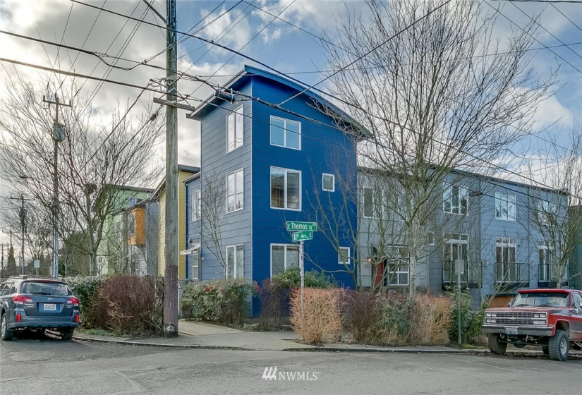 249 11th, Seattle, Washington 98102, 2 Bedrooms Bedrooms, ,1 BathroomBathrooms,Residential,For Sale,11th,NWM1884034
