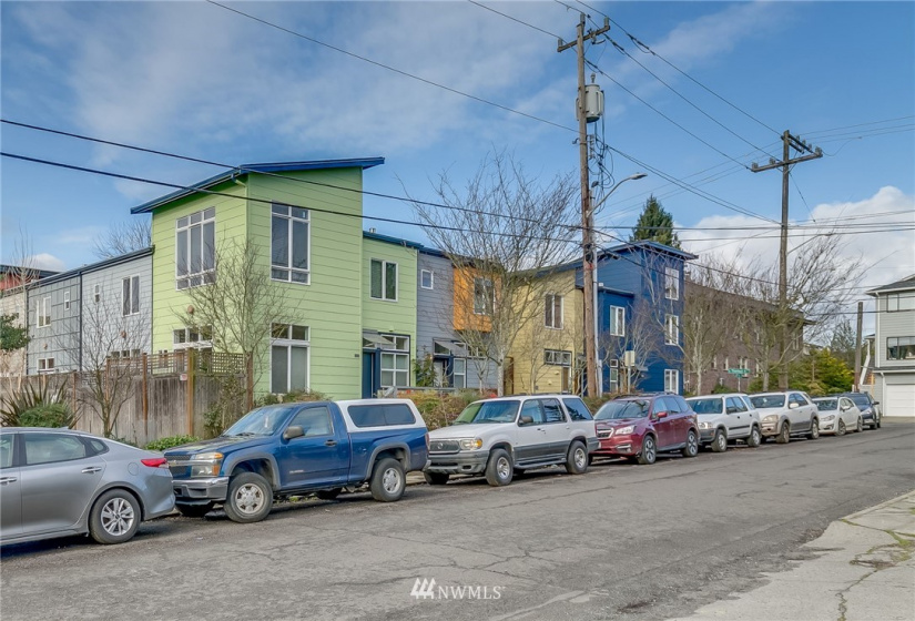249 11th, Seattle, Washington 98102, 2 Bedrooms Bedrooms, ,1 BathroomBathrooms,Residential,For Sale,11th,NWM1884034