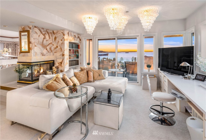 609 Mercer, Seattle, Washington 98119, 4 Bedrooms Bedrooms, ,4 BathroomsBathrooms,Residential,For Sale,Mercer Place II,Mercer,NWM1878095