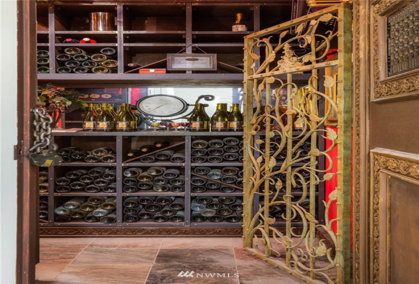 609 Mercer, Seattle, Washington 98119, 4 Bedrooms Bedrooms, ,4 BathroomsBathrooms,Residential,For Sale,Mercer Place II,Mercer,NWM1878095