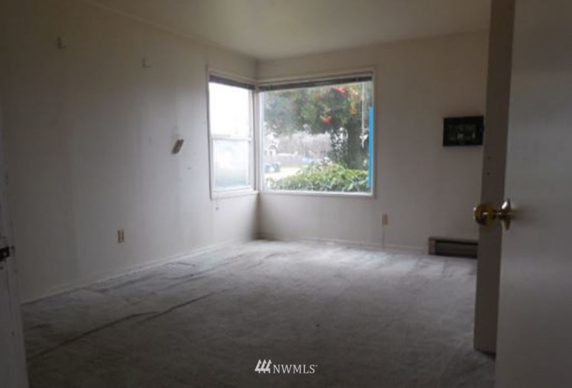 821 Race, Port Angeles, Washington 98362, 3 Bedrooms Bedrooms, ,1 BathroomBathrooms,Residential,For Sale,Race,NWM1885186