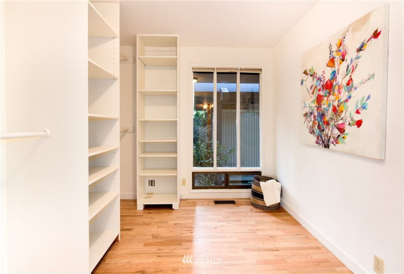 10845 Bill Point Bluff, Bainbridge Island, Washington 98110, 4 Bedrooms Bedrooms, ,2 BathroomsBathrooms,Residential,For Sale,Bill Point Bluff,NWM1883493